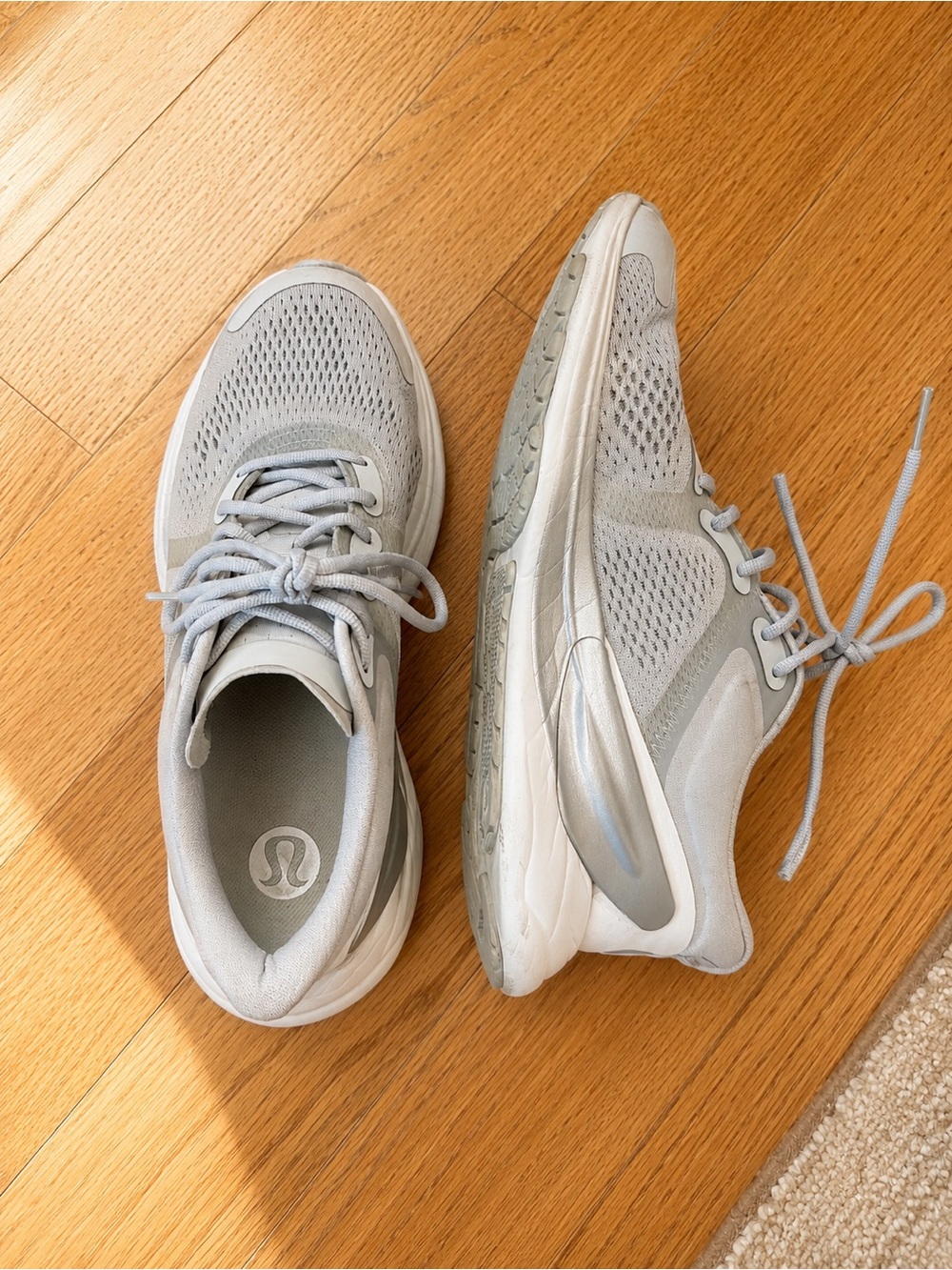 Lululemon chargefeel low workout sneakers size 7.5
